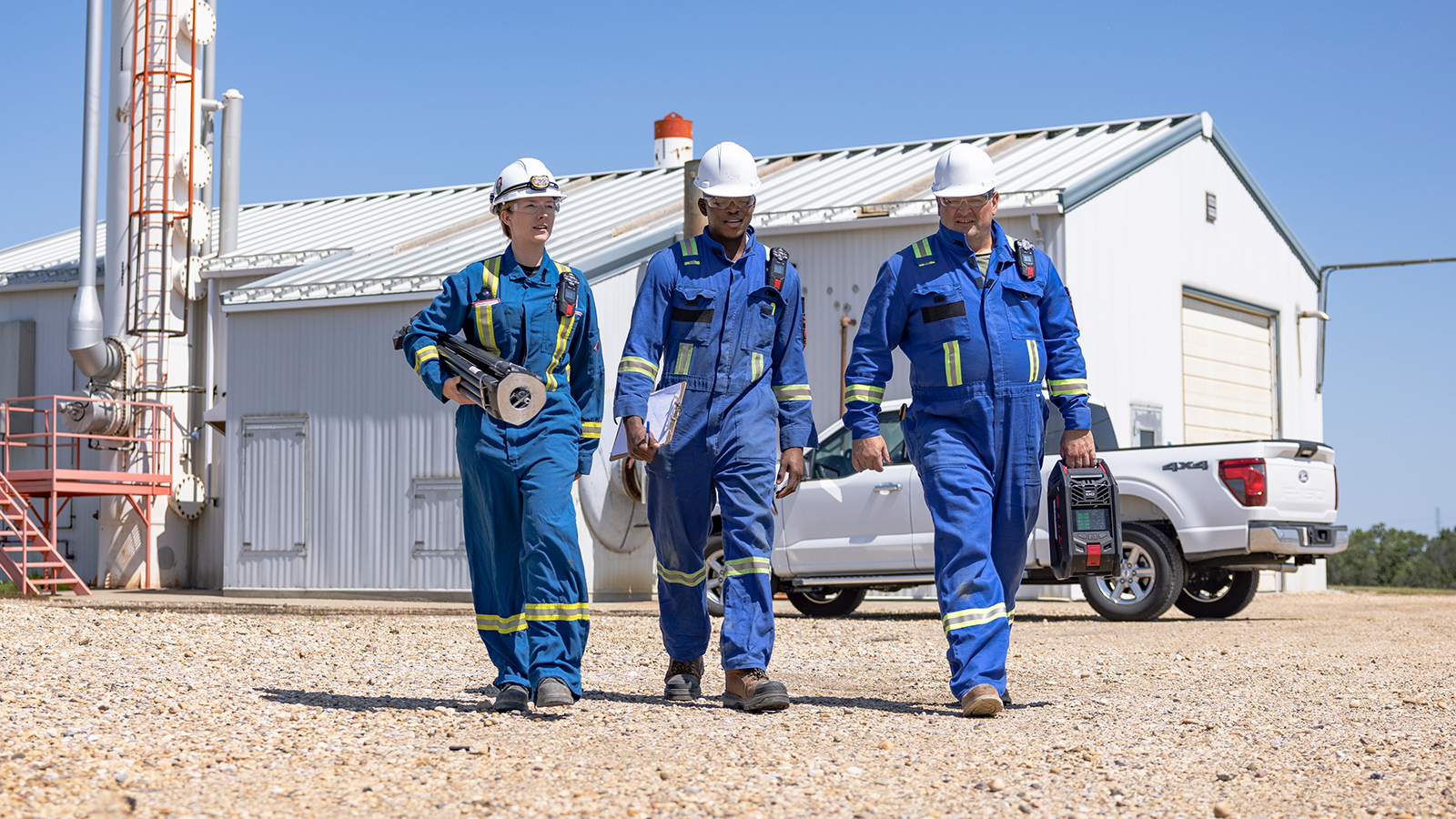 Gas detection area monitor workers